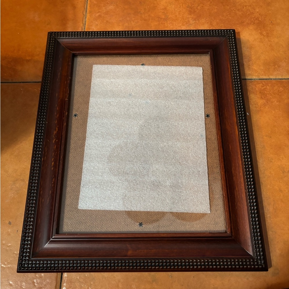Burnes Of Boston Rich Mahogany Picture Frame
Excellent condition